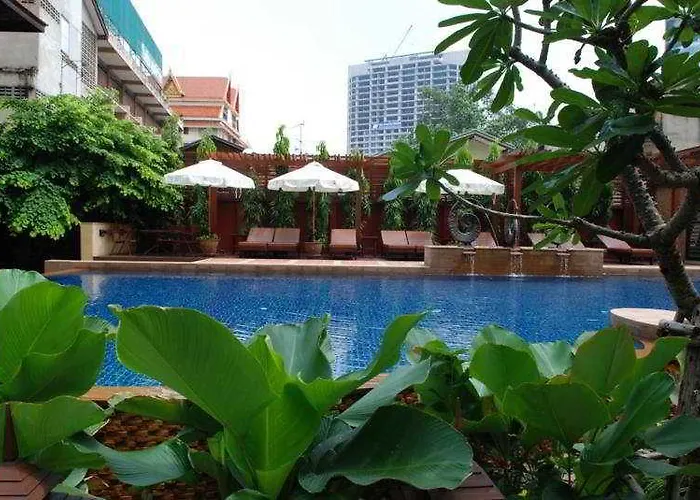 Rose Hotel 3*